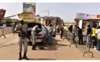 Burkina: deux commissariats attaqués par des jihadistes présumés