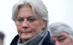 France/présidentielle: Penelope Fillon a conseillé à son mari de "continuer jusqu'au bout" (entretien)