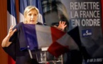 Le Pen mène sa campagne à l'épreuve du doute