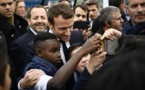 A Sarcelles, Macron accuse le FN d'être un "parti xénophobe"