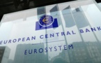 L'euro, porté par la BCE, en légère hausse face à un dollar sous pression