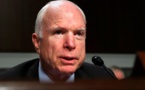 Abrogation d'Obamacare: John McCain défie son camp