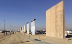 Présentation de prototypes pour le mur de Trump à la frontière