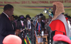 Zimbabwe: le nouveau président Mnangagwa succède officiellement à Mugabe