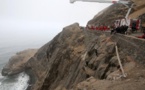 Pérou: au moins 50 morts dans la chute d'un autocar du haut d'une falaise