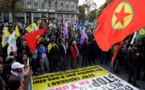La police allemande stoppe une manifestation de milliers de Kurdes