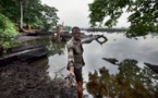Pollution et marées noires au Nigeria: Amnesty accuse Shell et ENI d'imprudence
