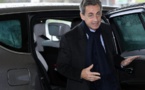 Nicolas Sarkozy a-t-il eu droit à un traitement de faveur en étant autorisé à rentrer chez lui pendant sa garde à vue ?