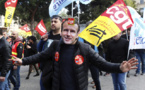 Plusieurs milliers de personnes à la marche "Stop Macron" de Marseille