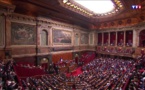 Le Congrès de Versailles sous le feu de l'opposition