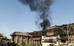 A Bassora à feu et à sang, des Irakiens brûlent le consulat d'Iran
