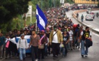Des milliers de Honduriens défient Trump en marchant vers les Etats-Unis