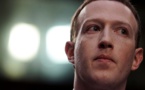 Facebook: Zuckerberg ne prévoit pas de démissionner