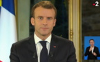 Macron tente de calmer la colère, sans convaincre les "gilets jaunes"