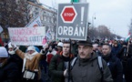 Des milliers de Hongrois protestent contre le gouvernement Orban