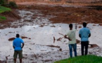Rupture d'un barrage au Brésil: 34 morts, peu d'espoir pour près de 300 disparus