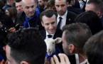 Plus de quatorze heures d'une visite bon enfant pour Macron au salon de l'agriculture