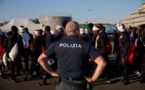 Immigration: Rome durcit les conditions d'entrée dans les eaux italiennes