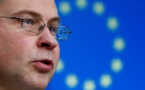 Le commissaire Dombrovskis appelle la finance à se préparer à un Brexit sans accord, rapporte FT