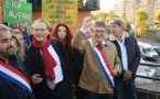 Tensions et vidéos au procès Mélenchon, jugé pour la perquisition mouvementée à LFI