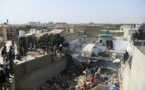 Pakistan: un Airbus 320 s'écrase à Karachi sur un quartier résidentiel avec 100 passagers à bord