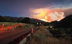 Californie : Les pompiers peinent à contenir un incendie monstre