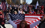 Washington : Des milliers de pro-Trump manifestent contre le « vol » de la présidentielle américaine