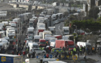 Royaume-Uni: une veille de Noël chaotique pour des milliers de routiers
