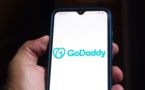 États-Unis : GoDaddy, leader mondial du nom de domaine sur internet, piège ses employés via un faux bonus de Noël