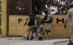 Haïti : sous la pression d’un syndicat de police, un commissariat de la capitale libère 4 agents incarcérés