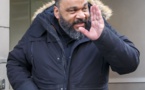 Propos négationnistes: Dieudonné face à la justice suisse à Genève