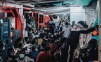 Un navire demande un port sûr où débarquer 555 migrants