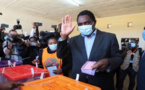 Élections en Zambie: l’opposant Hichilema en tête