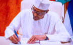 Au Nigeria, le président Buhari promulgue la loi censée réguler le secteur pétrolier