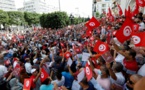Tunisie : des manifestants redoutent « un retour à la dictature de Ben Ali »
