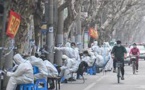 Chine - A Shanghai, le confinement n’arrête pas le Covid-19