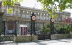 France - La suppression du corps diplomatique suscite colère et indignation