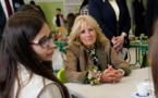 La Première dame américaine Jill Biden s'est rendue en Ukraine, sur la frontière slovaque