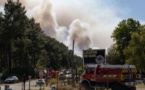 Poursuite des incendies dans le sud-ouest de l'Europe, le Royaume-Uni en alerte rouge