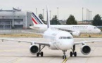 Aéroport de Roissy : un agent fait croire à une petite fille qu’il y a "un terroriste dans l’avion", le vol est annulé