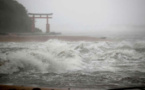 Le puissant typhon Nanmadol a atteint la côte sud-ouest du Japon