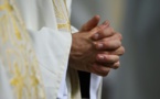 Etats-Unis: plus de 150 prêtres accusés d'actes pédophiles sur 600 enfants jusqu'en 2002