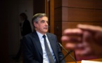 François Fillon récuse toute "ingérence" russe devant les députés