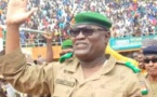 La France n’est « pas dans une logique de quitter le Niger », selon le Général Toumba