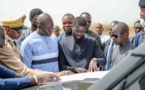 Le Président Faye sur le site de Mbour4, le 1er mai 2024 (photo X Présidence Sénégal)