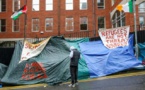 Des migrants campent à Dublin plutôt que d'être expulsés par Londres vers le Rwanda