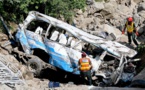 Pakistan: au moins 34 morts dans deux accidents de bus