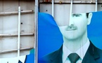 Les Syriens célèbrent la chute du président Bachar al-Assad