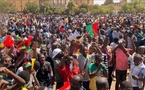 Burkina Faso : Des milliers de personnes célèbrent la sortie des pays de l’AES de la CEDEAO