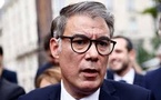 "Ses jours à Matignon sont comptés" : déçu, Olivier Faure menace François Bayrou